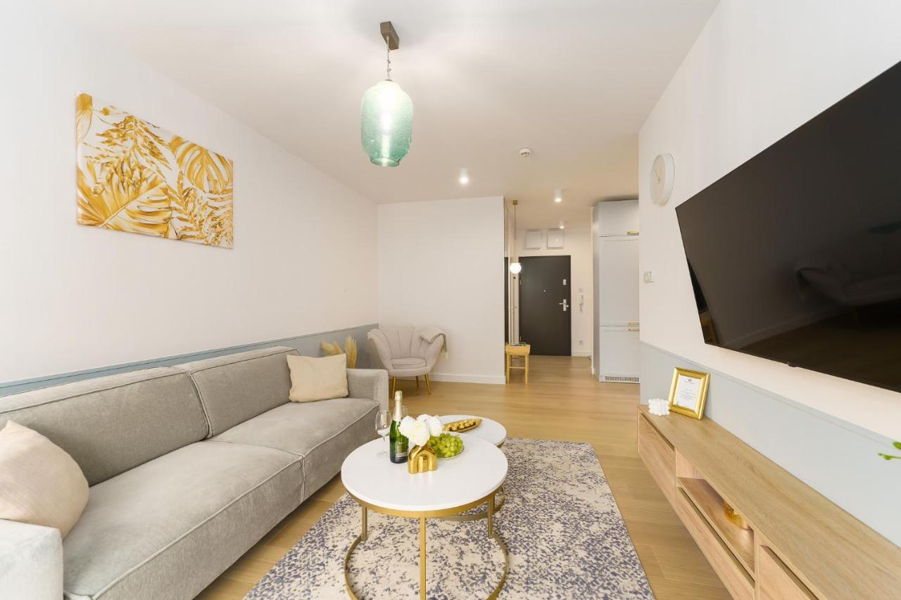 Polanki Aqua Apartamenty Nielimitowany Dostep Do Basenow Parking Free Kołobrzeg Exterior foto